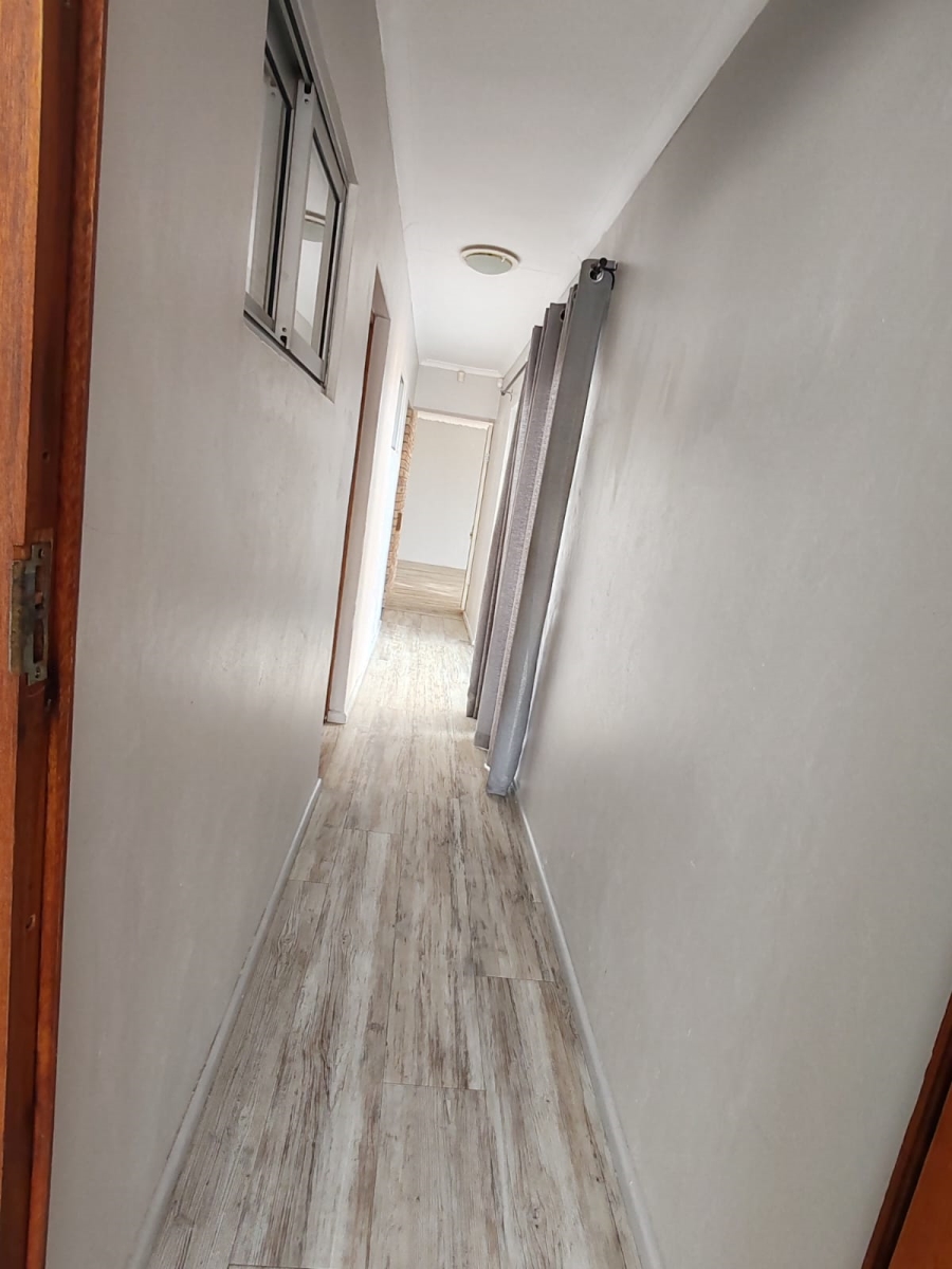 3 Bedroom Property for Sale in De Kelders Western Cape